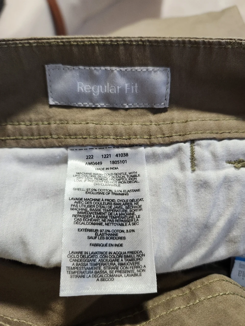 Columbia Men's Olive/Tan Flat Front Cotton Chinos‎ Size 36x32